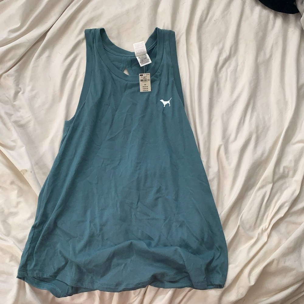 NEW vs pink blue tank top